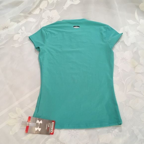 NWT Under Armour Woman Heatgear Compression Top - Picture 3 of 4